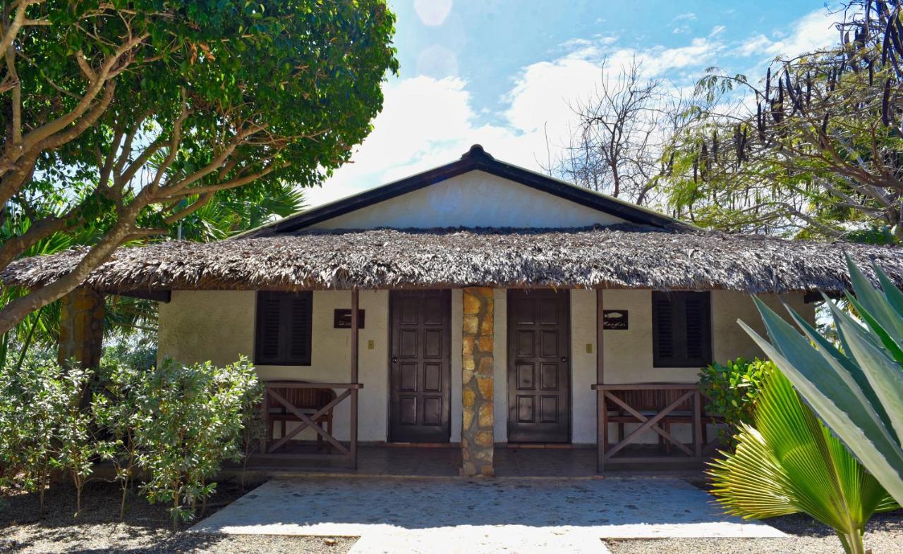 El Morro Eco Adventure Hotel San Fernando de Monte Cristi Exterior photo